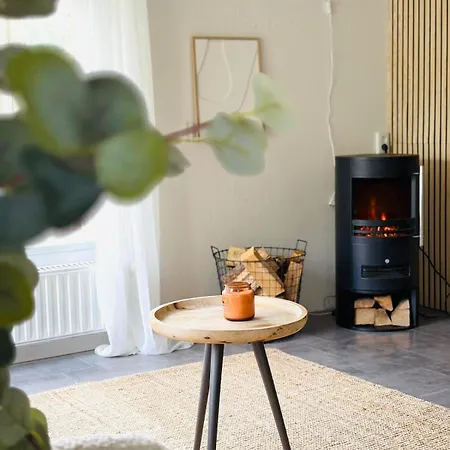 Cosy Forest Chalet *